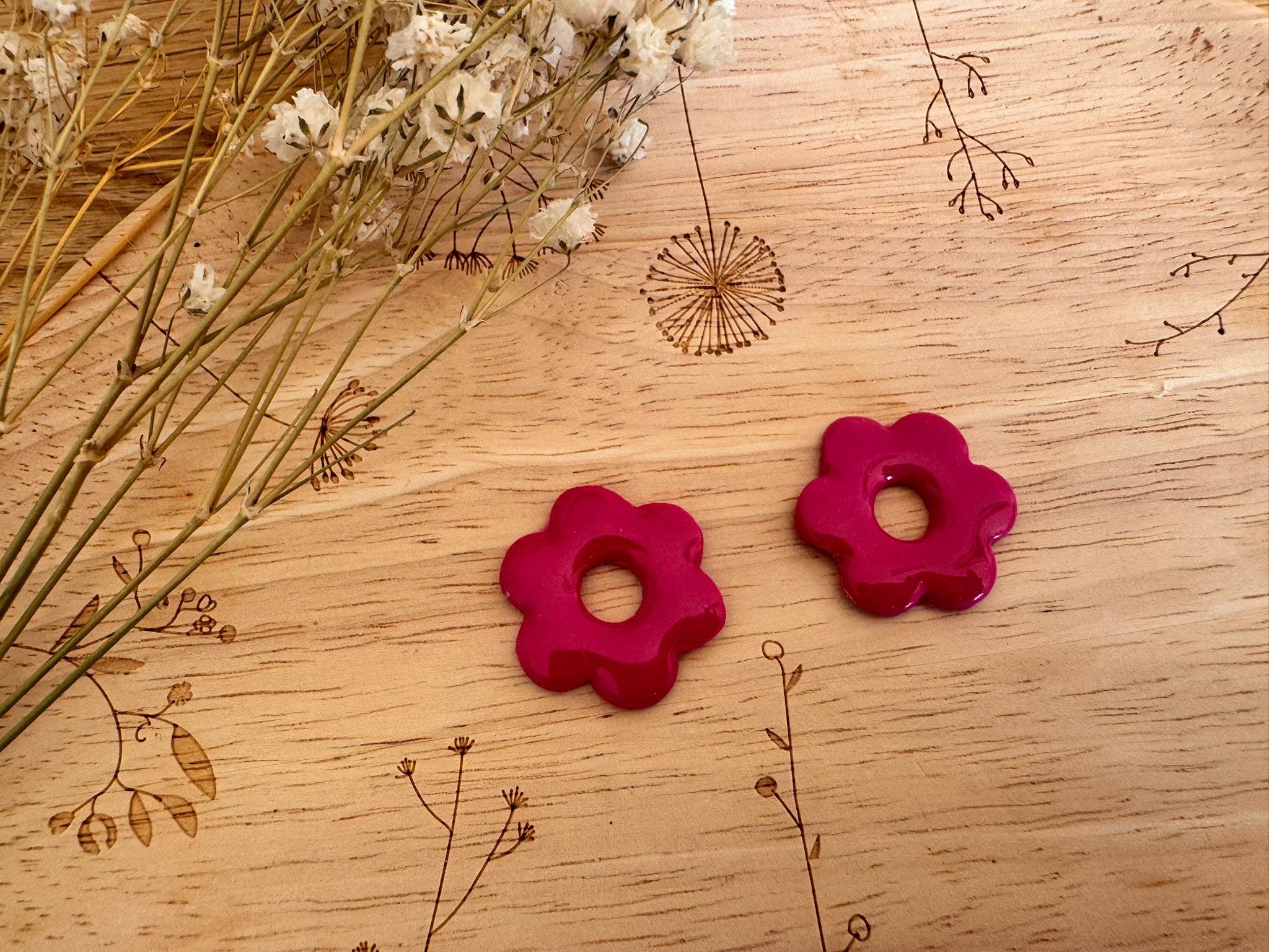 Boucles et pampilles - pampilles Fleur fuschia